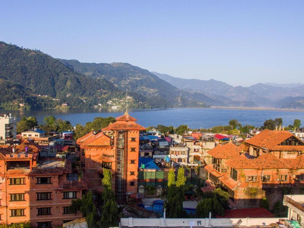 Heritage Hotel Suites And Spa Pokhara Exterior foto