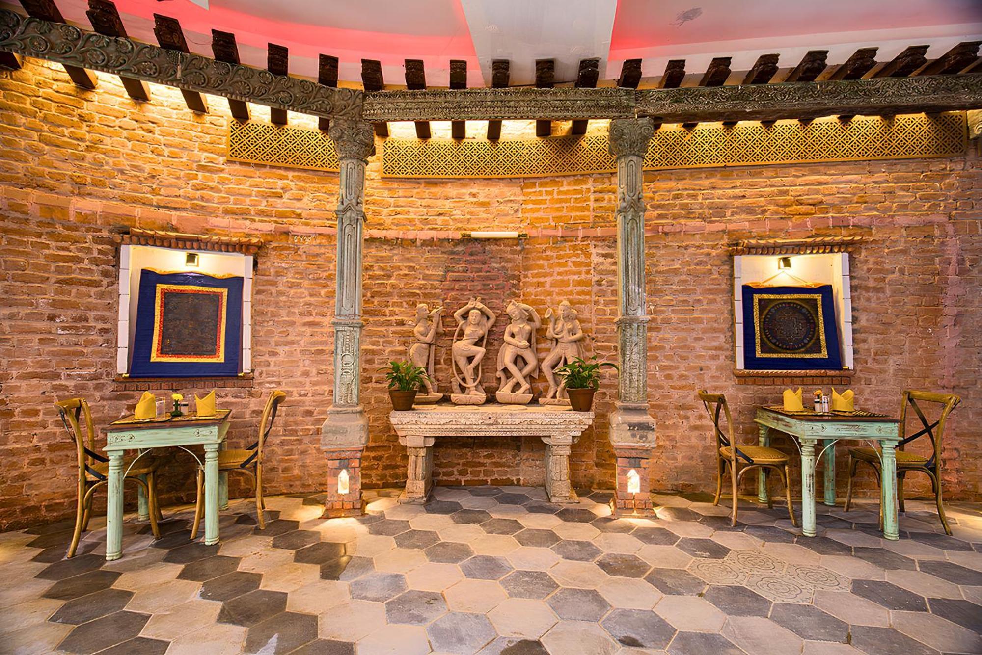 Heritage Hotel Suites And Spa Pokhara Exterior foto